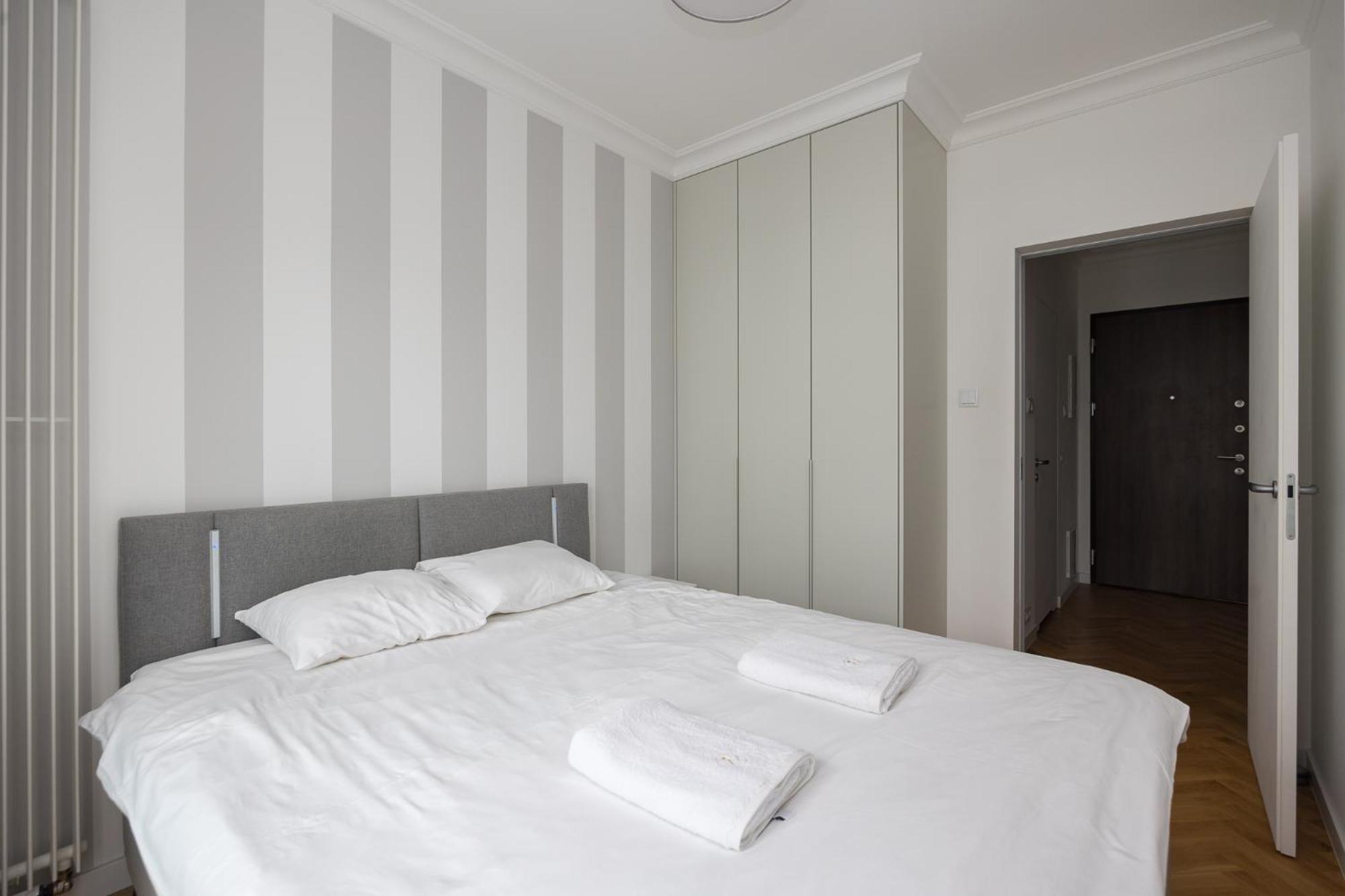 Vipwarsawapartments Onyx Mennica Residence エクステリア 写真