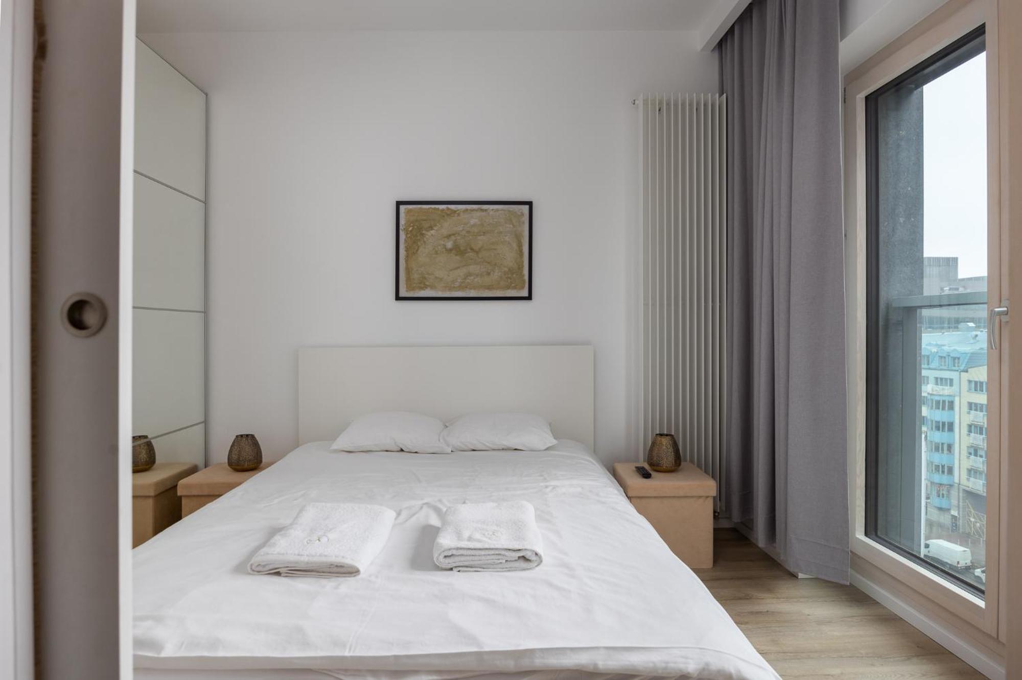 Vipwarsawapartments Onyx Mennica Residence エクステリア 写真