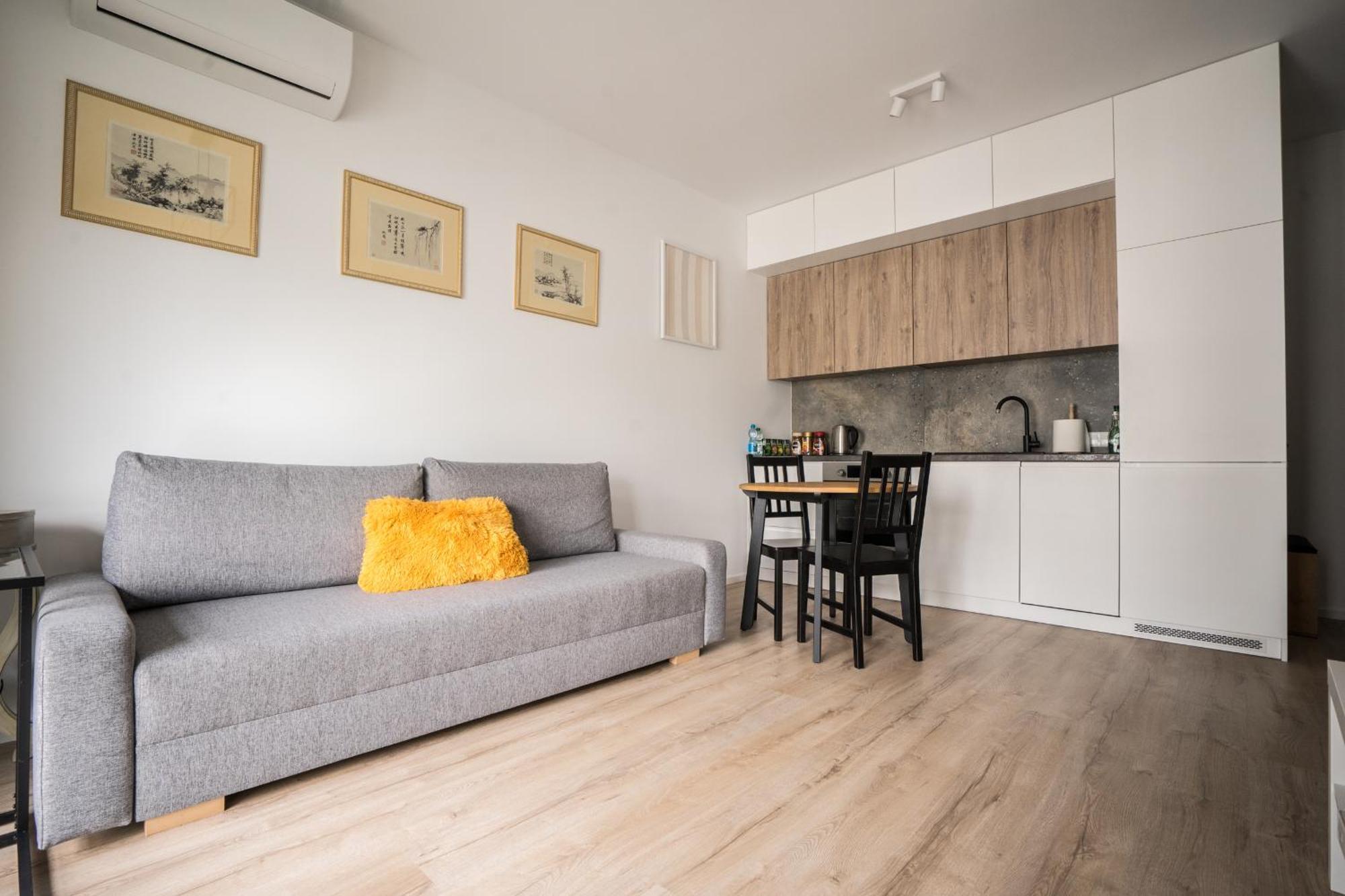 Vipwarsawapartments Onyx Mennica Residence エクステリア 写真